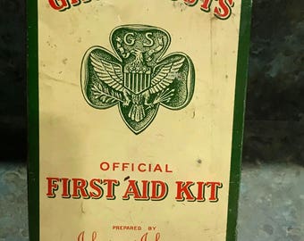 Vintage 1950 Era Girl Scouts Official First Air Kit Johnson & Johnson