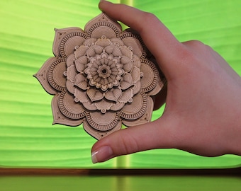 Little Bananaflower Mandala|Designer Wall Art|Unique Wooden Mandala|Personalized Mandala|Sacred Geometry|Lasercut Multilayer Wooden Mandala