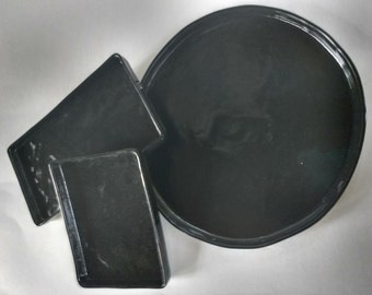 Trays for teardrop bowls