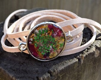 Wrap Bracelet, Real flowers, Suede bracelet, Leather Jewelry, Women accessories, boho, bohemain, hippie, hippie style, nature, terrarium