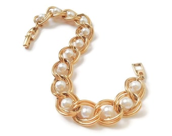 Vintage Napier Bracelet, Faux Pearls and Gold Tone Chain Bracelet, Double Link Textured Chain