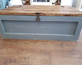 Industrial trunk coffee table