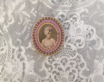 felt portrait brooch - beige and lilac felt pin broach - pastel lady portrait pin - mothersday gift - gift for her - museum painting brooch