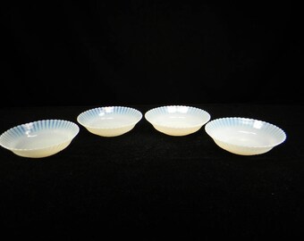 Four Cremax/Ivrene Petalware Cereal Bowls by Mac-Beth Evans