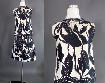 60s mod dress , Black & White Graphic Abstract Print Dress , M