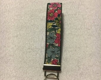 Memorial Day Sale One Key Fob Wristlet - Vintage flowers