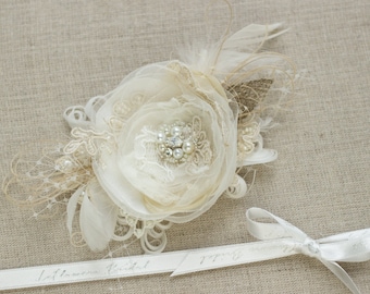 Wedding hair flower hairpiece.Bridal hair piece.Wedding hair piece.Bridal hair flower clip.Bride hair accessories.wedding headpiece