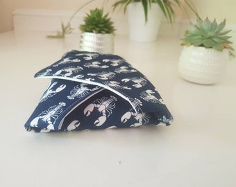 Eco friendly wipe clean reusable sandwich wrap suitable for vegans. Zero waste.