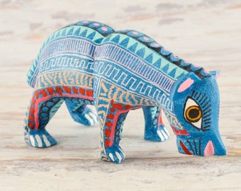 A1433 Bear Alebrije Oaxacan Wood Carving Painting Handcrafted Folk Art Mexican Craft