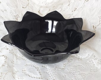 L E Smith Black Amethyst Bowl