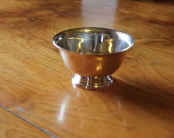 Vintage Reed and Barton Paul Revere Design Silver Plated Small Bowl