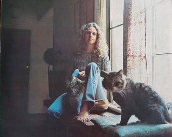 Carole King "Tapestry" - Vintage Vinyl Record LP Excellent Condition - A Bona-Fide Classic - Free Shipping!