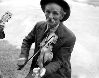 1937 Fiddlin' Bill Hensley, Asheville, NC Vintage Photograph 8.5" x 11" Reprint