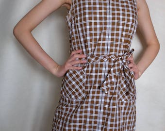 Kingham Brown & White Sleeveless 1960s Dress (UK Size 14)