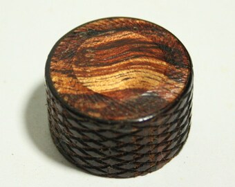 Knurled Cocobolo Guitar Knob with Figured Hawaiian Koa Inlay (15/16 dia x 5/8h)
