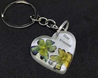 Keychain power line and real dried flowers