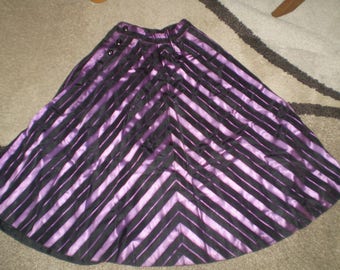 Original Vintage Rockabilly 1950's wide skirt - fully reversible - size 8