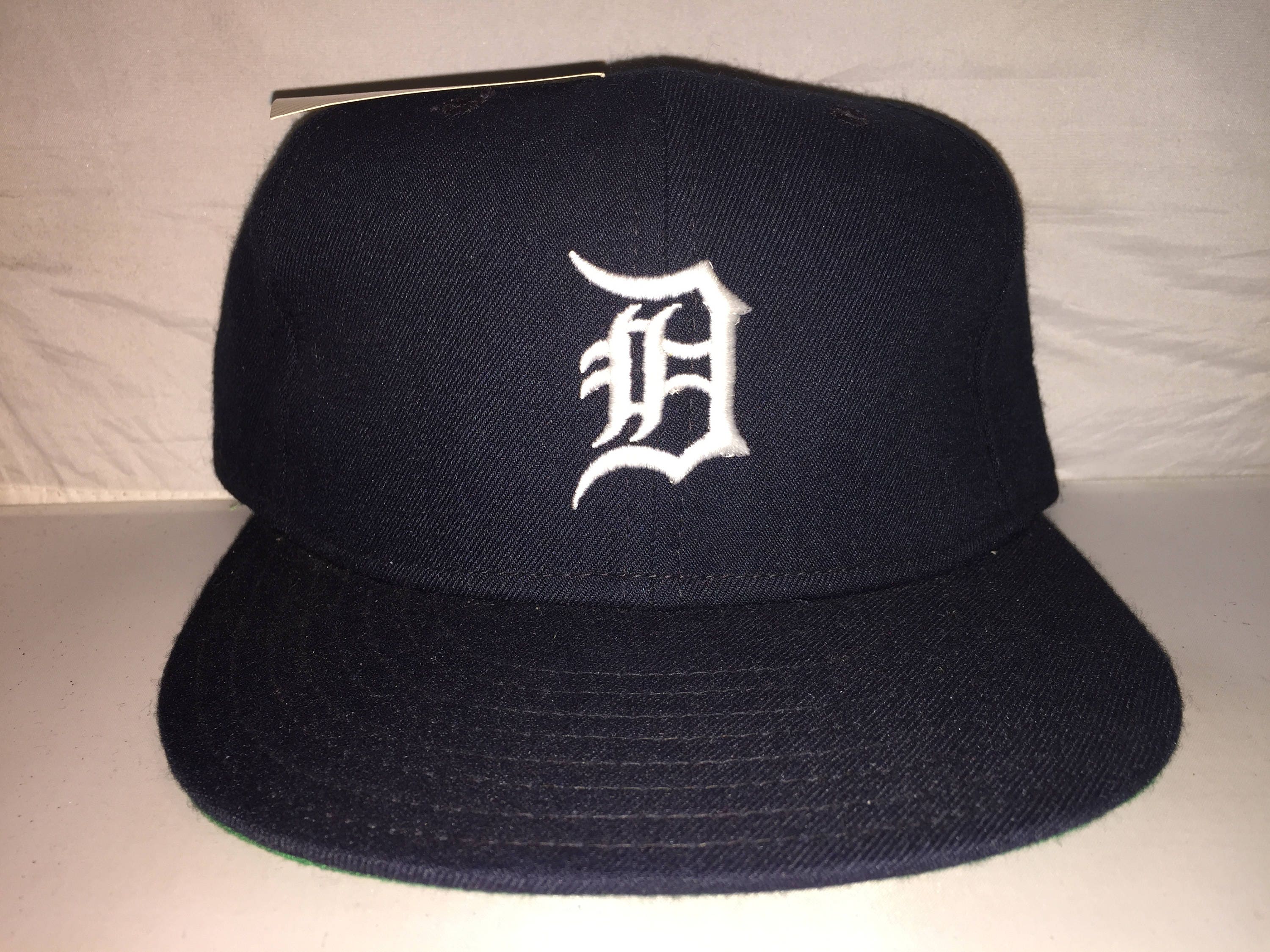 Vintage Detroit Tigers Athletics New Era Fitted hat cap size 7