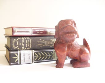 Vintage Foo Dog Figurine, Wooden Statue, Chinoiserie Chic, Small Fu Dog, Asian Decor