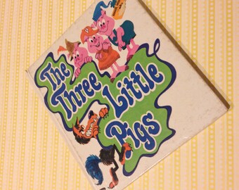 1969 Three Little Pigs Book Vintage children's book