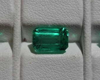 Natural emeralds Colombia 4.69 carats