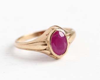 Sale - Vintage Ruby Ring - 10k Rosy Yellow Gold Genuine Ruby Gemstone - 1940s Size 4 Red Pink Oval .67 Carat Gem July Birthstone A&Z Jewelry