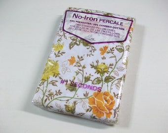 Vintage Floral Pillowcases, Percale Pillow Cases, Two Standard Pillowcases, Sealed No Iron Pillow Cases, Vintage Bed Linens
