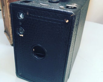 1910-20's Kodak no. 2A Brownie camera model B antique in original case
