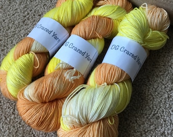 Lovely Daffodils Sock Superwash Merino/ Nylon/ Stellina