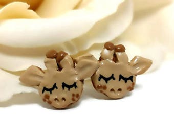 Giraffe stud earrings, Animal earrings, Giraffe earrings, Giraffe studs, Cute giraffe earrings, African jewelry, Animal studs, Cute studs