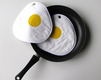 fried eggs pair of fun potholders - sunny side up - Dutch design potholders - foodie gift - chicken potholder - unique hostess gift