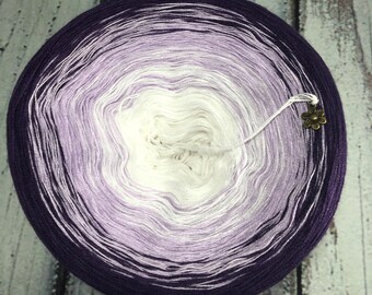 Orchid Gradient Yarn Cake