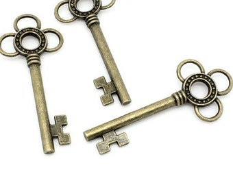 Charm Pendants Key Antique Bronze