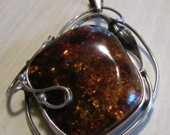 Sterling Silver and Amber Pendant with Art Nouveau Design