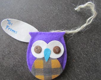 OWL tag, owl, 3D felt, fabric and buttons - 5 cm x 6 cm