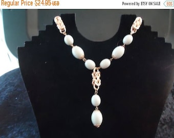 ON SALE Vintage Blue Necklace Retro Collectible Costume Jewelry