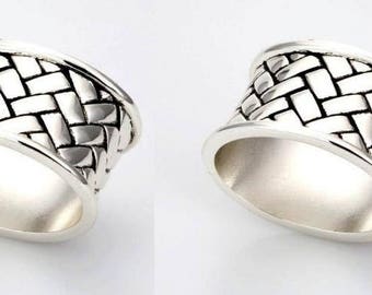 2 x oval napkin rings - antique braided - silver plated