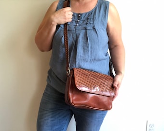 Vintage Brown Woven Leather Crossbody Handbag by Etienne Aigner