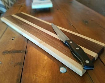 Walnut & Maple bread board