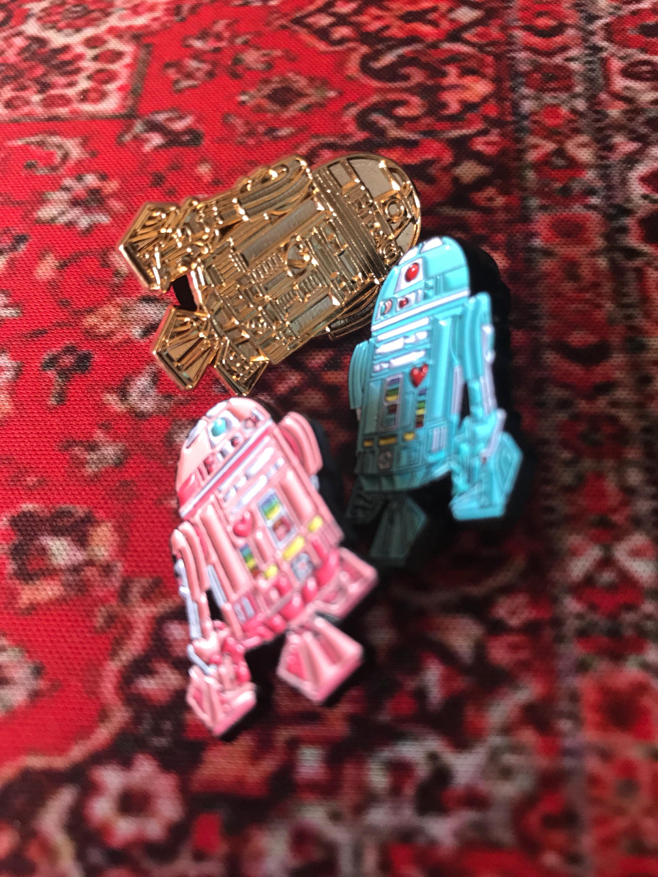 R2D2 Star Wars Love Enamel Pin