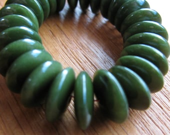 25 Glossy Forest Green Tagua Nut Beads, Lens, 13mm Rondell Beads, EcoBeads, Natural Beads, Organic Beads, Vegetable Ivory Beads