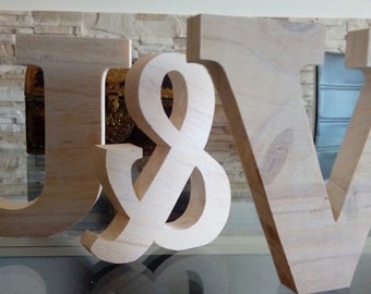 WOOD LETTERS. Pack 3 pieces
