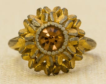 Amber Rhinestone Vintage Ring Flower Floral Gold Avon US Womens Size 3.5 to 7.5 Adjustable 7RI