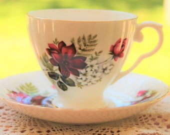 ROYAL GRAFTON Fine Bone China Teacup and Saucer Set
