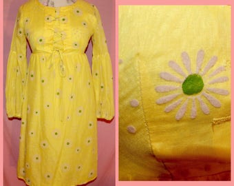 60s babydoll Yellow flower power hippie mod daisy mini dress with peasent sleeves