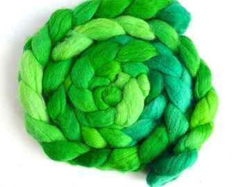 Shamrocks, Shetland Roving - Handpainted Spinning or Felting Fiber