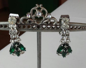 Vintage green rhinestone dangle earrings with clip on back