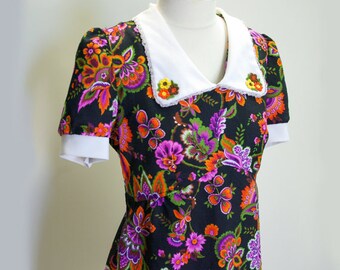 1970s Black Paisley day dress
