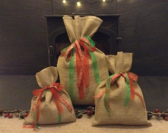 Extra Small, Small & Medium Hessian Sacks/Gift Bags