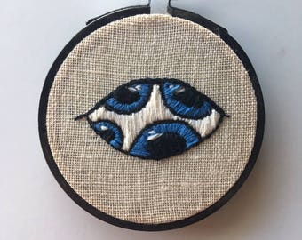 Multiple pupil eyeball embroidery